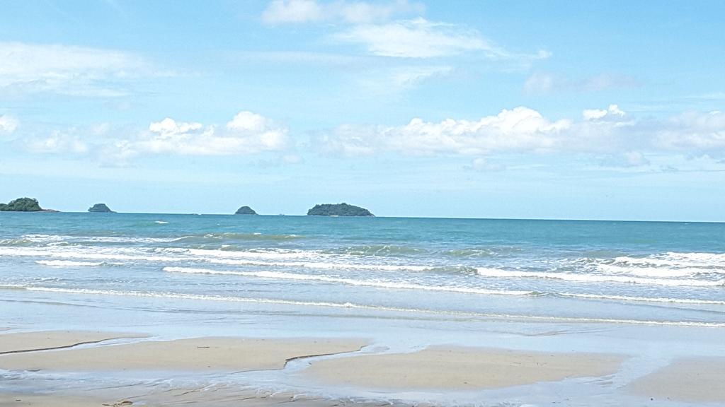 Bee Sleep Hostel Koh Chang Klong Prao Beach エクステリア 写真