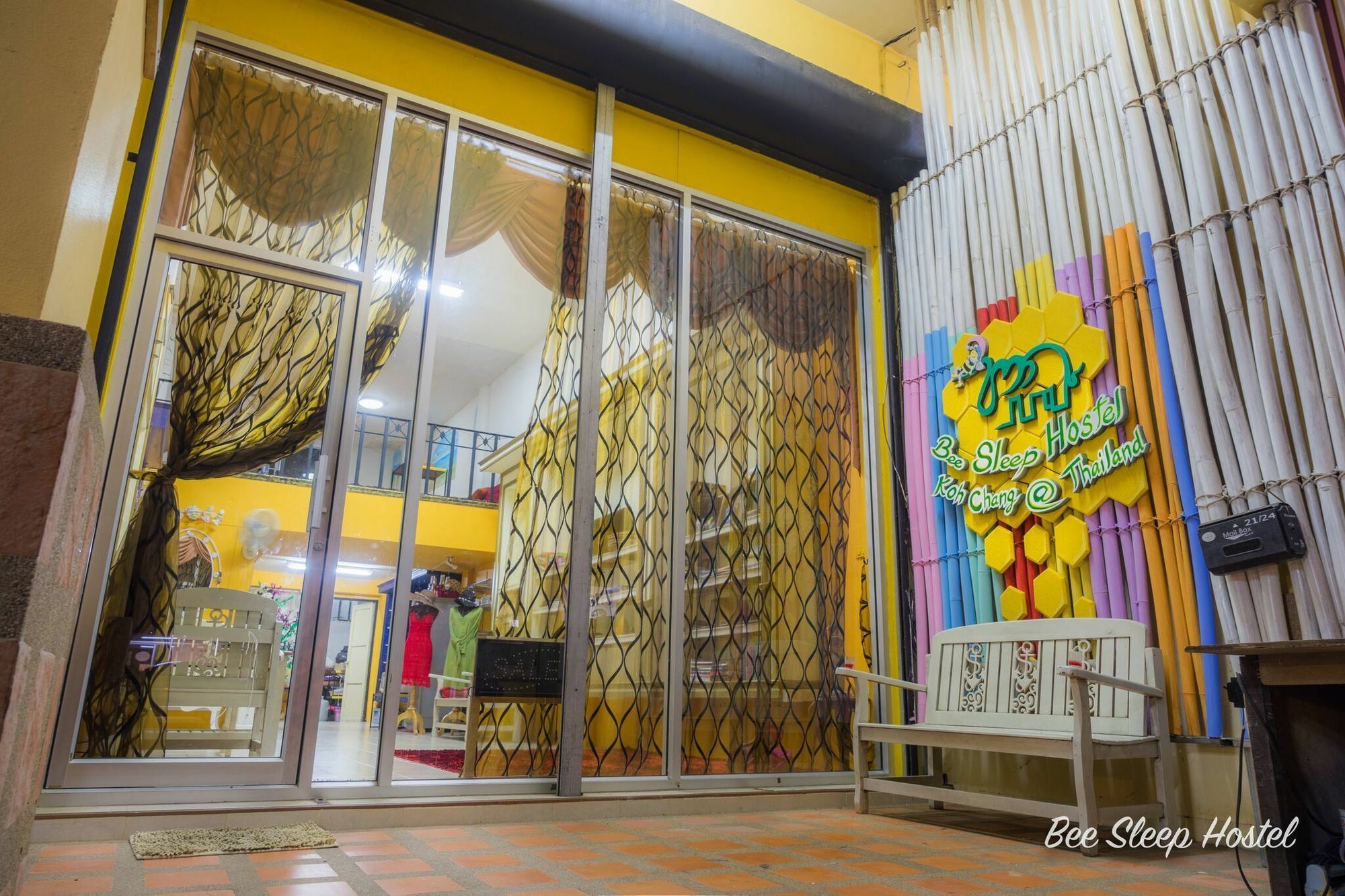 Bee Sleep Hostel Koh Chang Klong Prao Beach エクステリア 写真