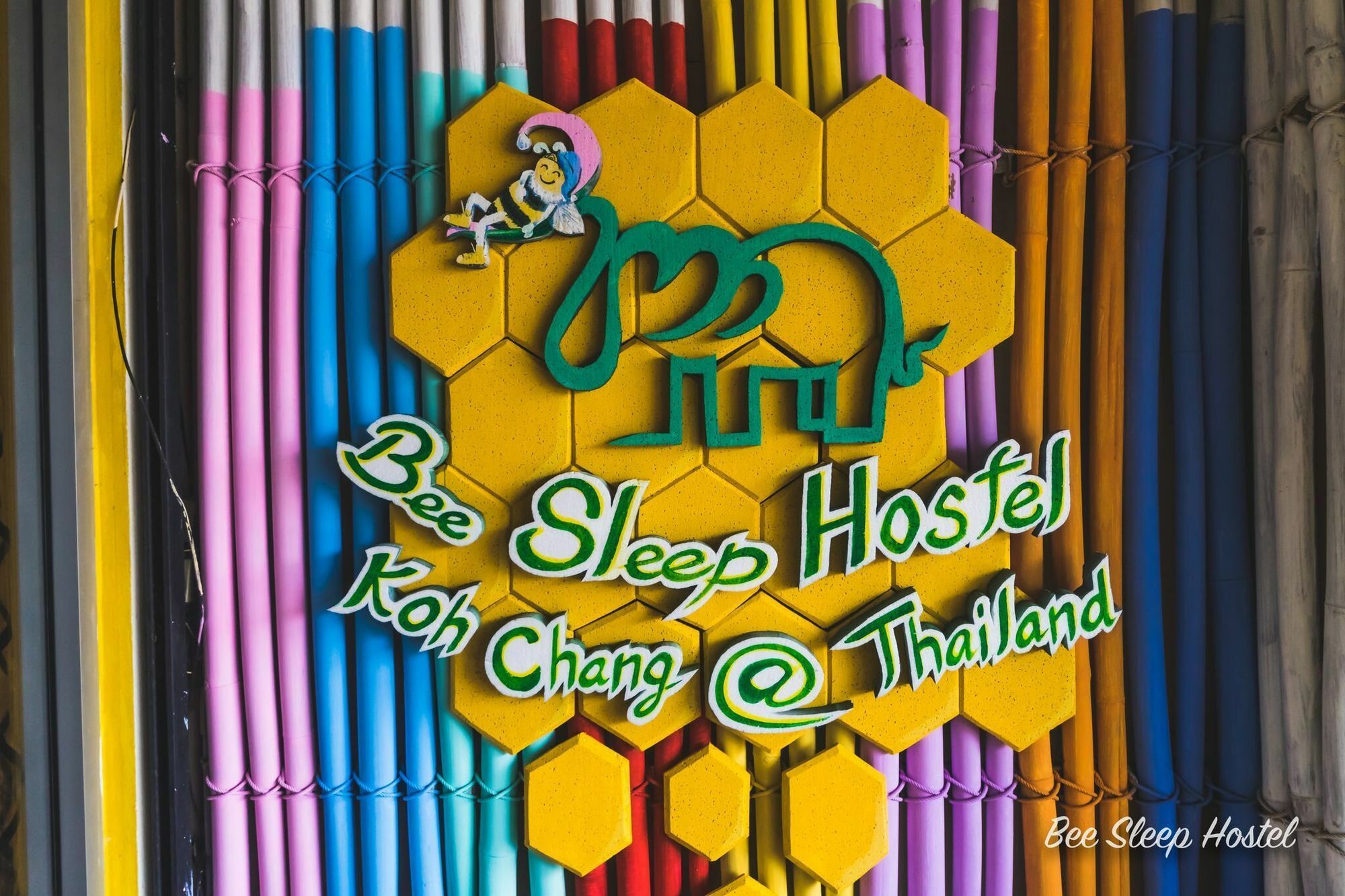 Bee Sleep Hostel Koh Chang Klong Prao Beach エクステリア 写真